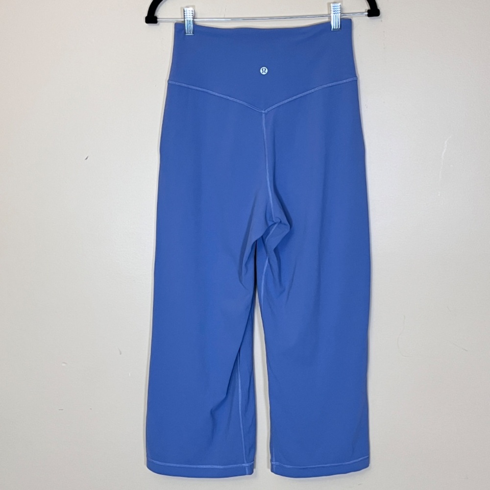 Lululemon Align Wide Leg 23" Crop Pants - Women's Size 6 - Blue - Picture 4 of 11